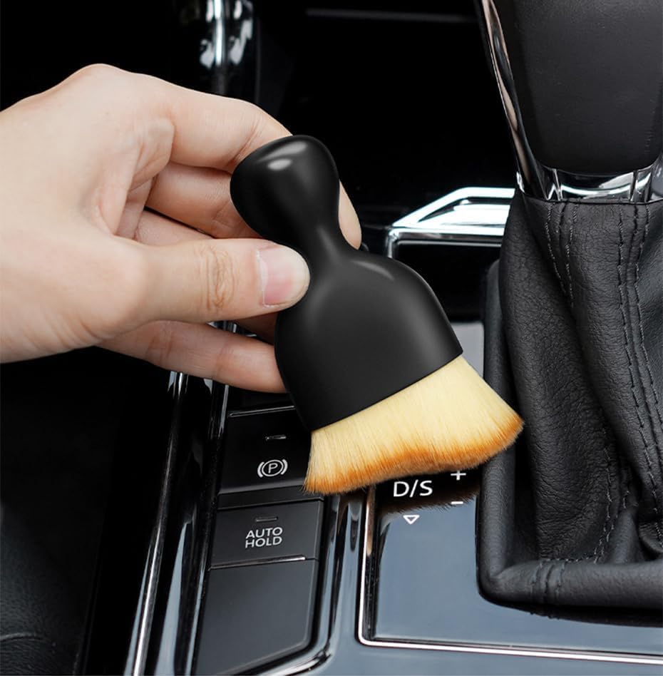 Mini Car Cleaning Brush with Plastic Handle and Dust Cover for AC Vents & Dashboard - Balck - Image 3
