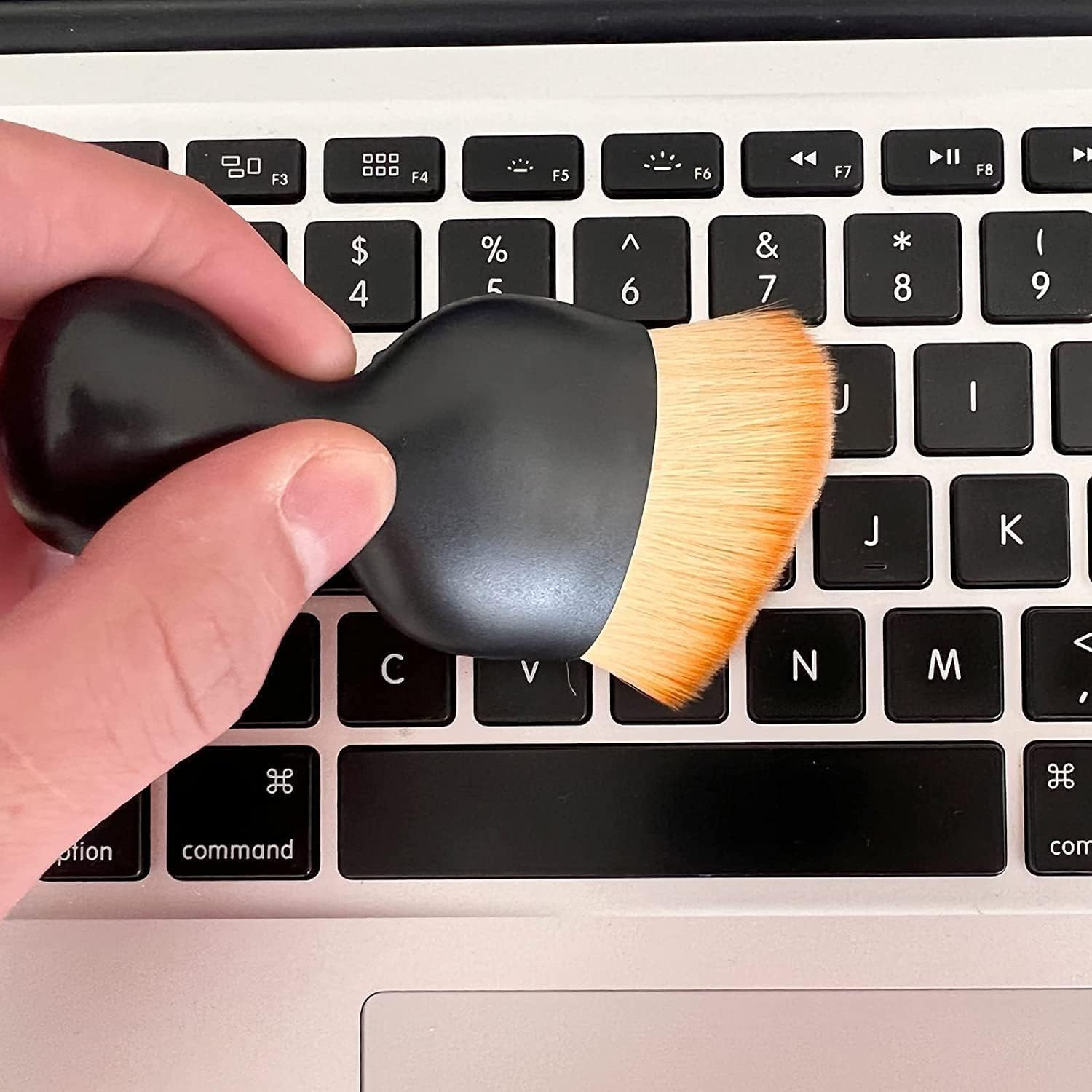 Mini Car Cleaning Brush with Plastic Handle and Dust Cover for AC Vents & Dashboard - Balck - Image 5